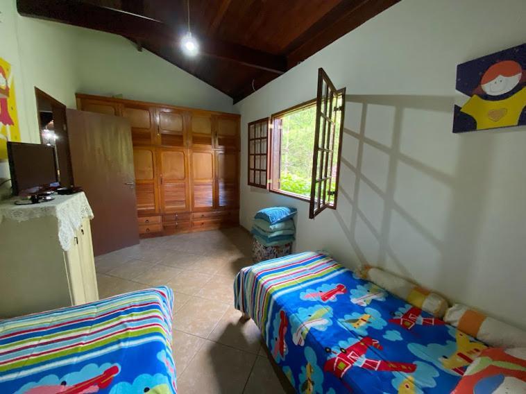 Lumiar Chale Colonial Lareira Deck Para Beira Rio Particular E Reservado Area De Lazer Pertinho Centro Do Bairro المظهر الخارجي الصورة